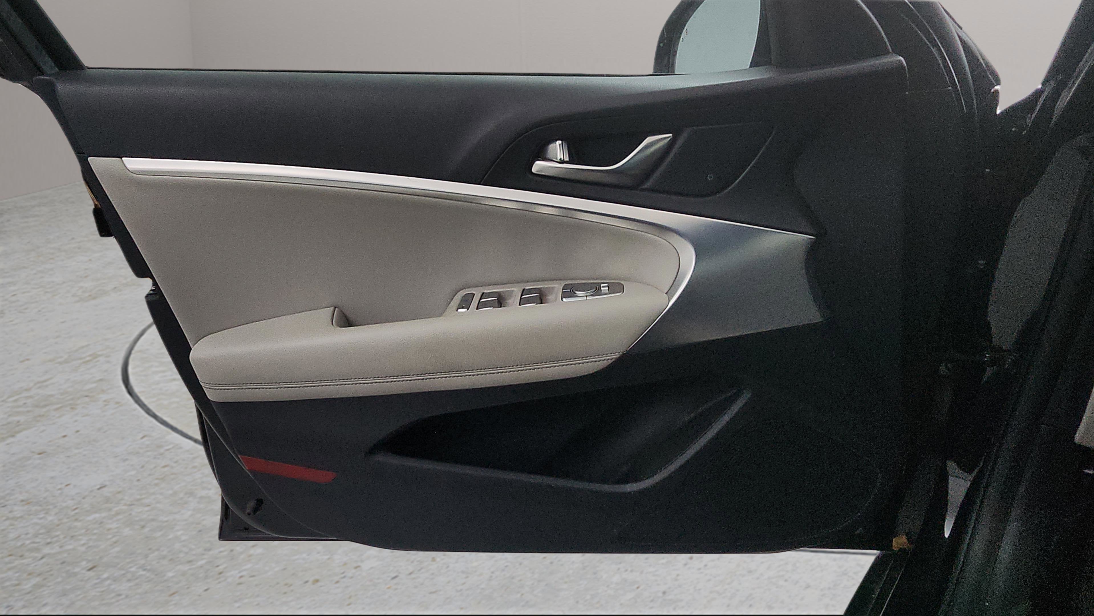 2022 Genesis G70 2.0T AWD