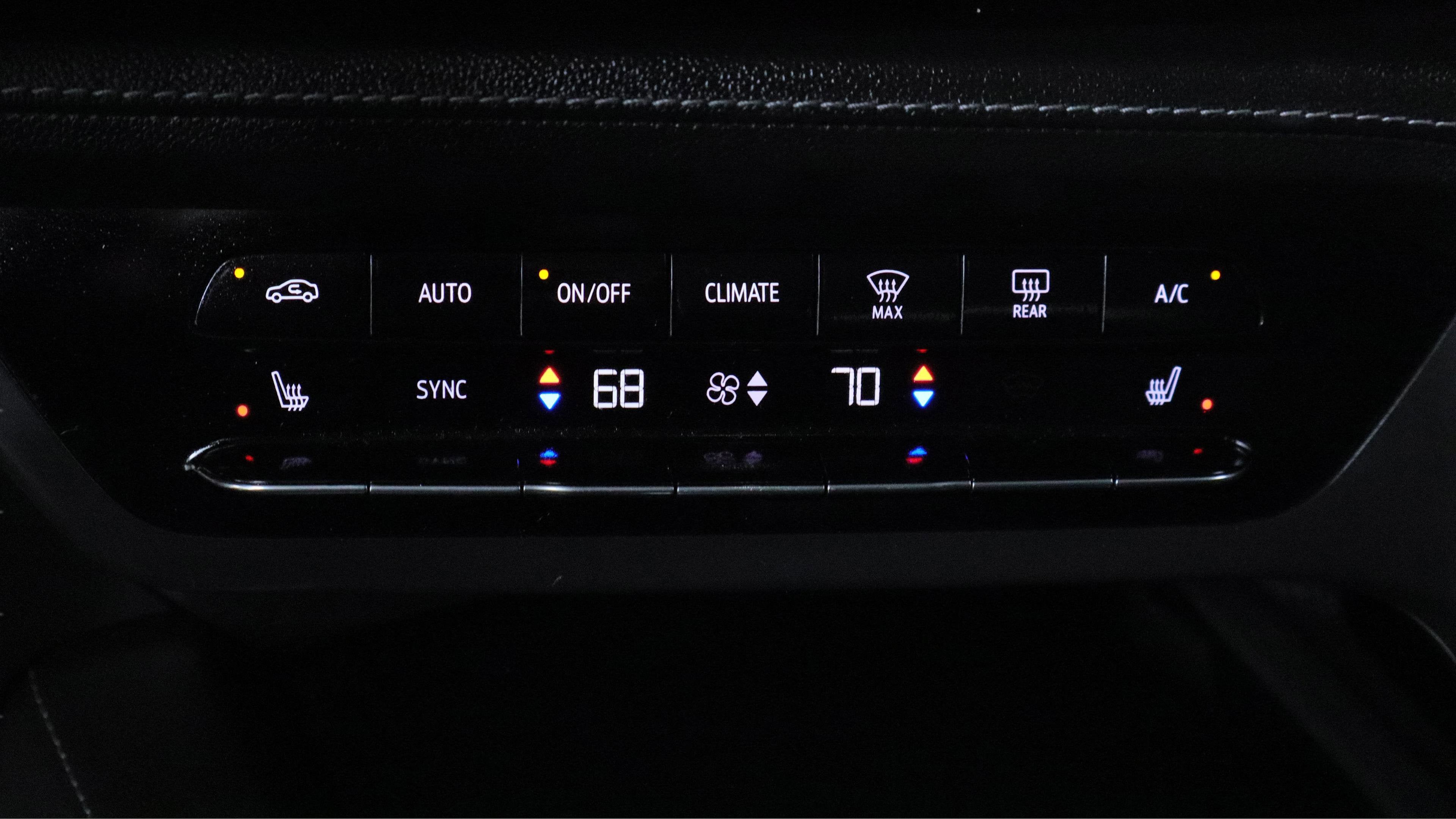 2023 Buick Envision Essence FWD