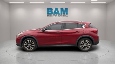 2017 INFINITI QX30 Premium