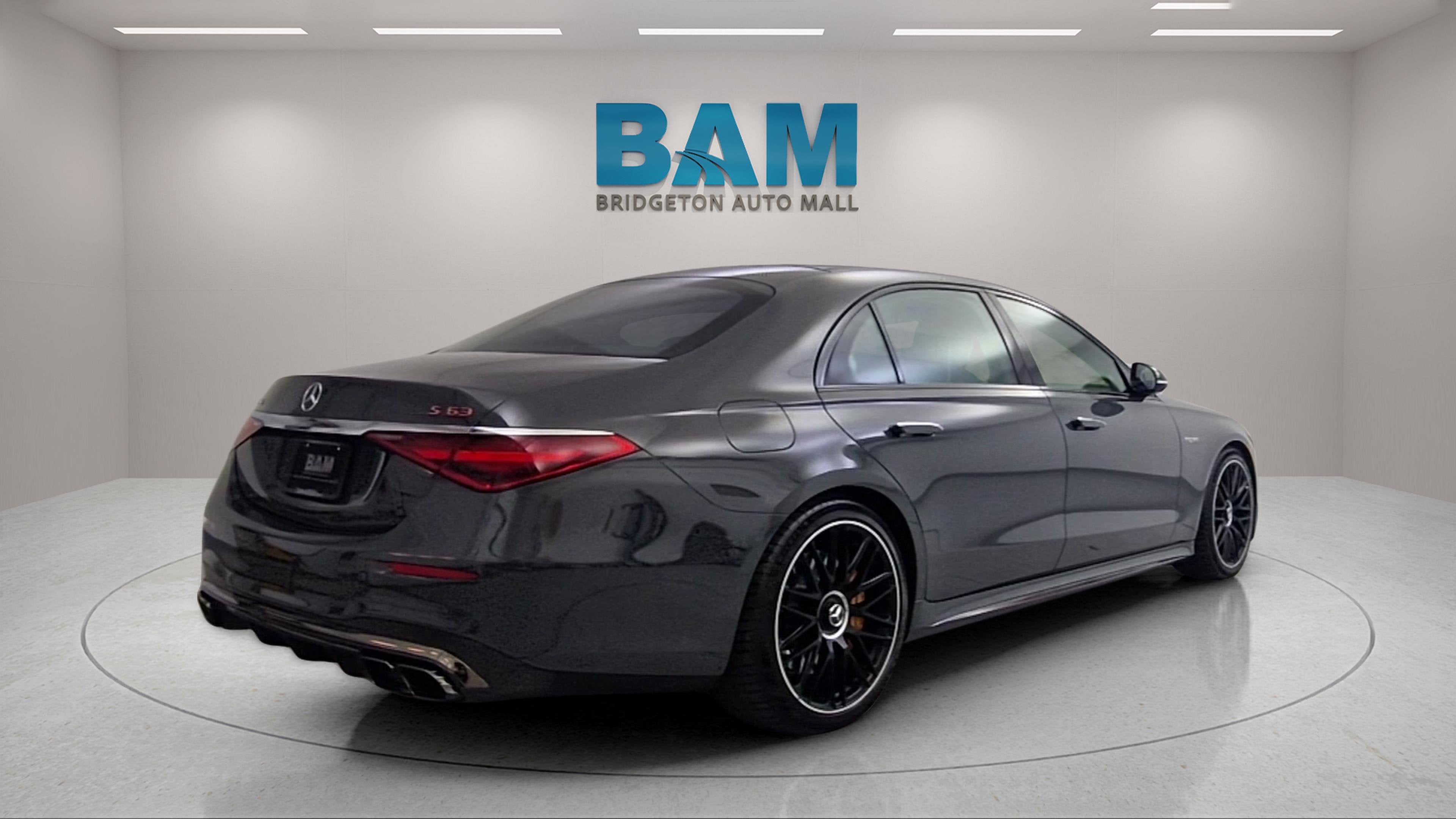 2025 Mercedes-Benz AMG® S 63 E 4MATIC®