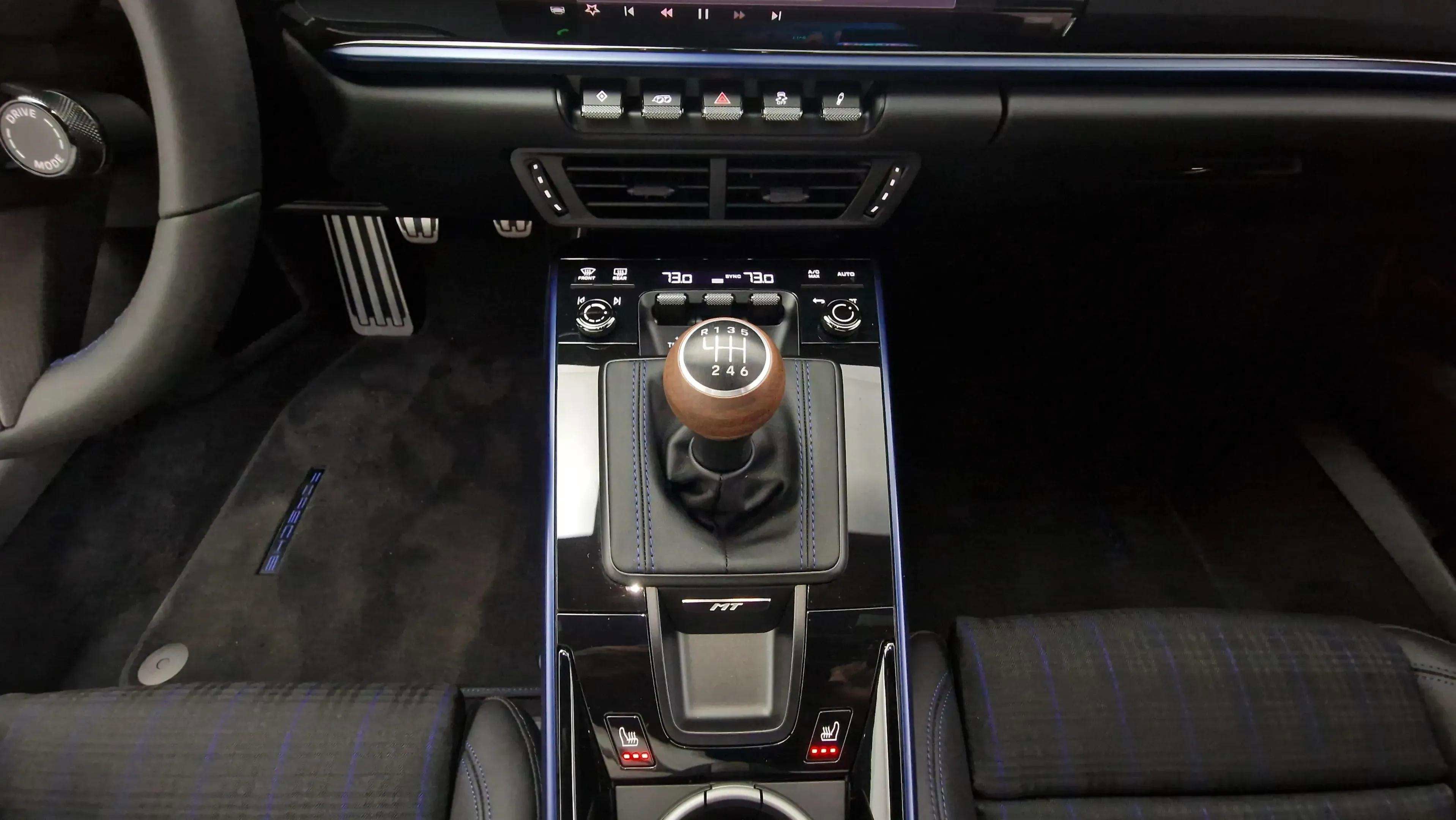 2026 Porsche 911 Carrera