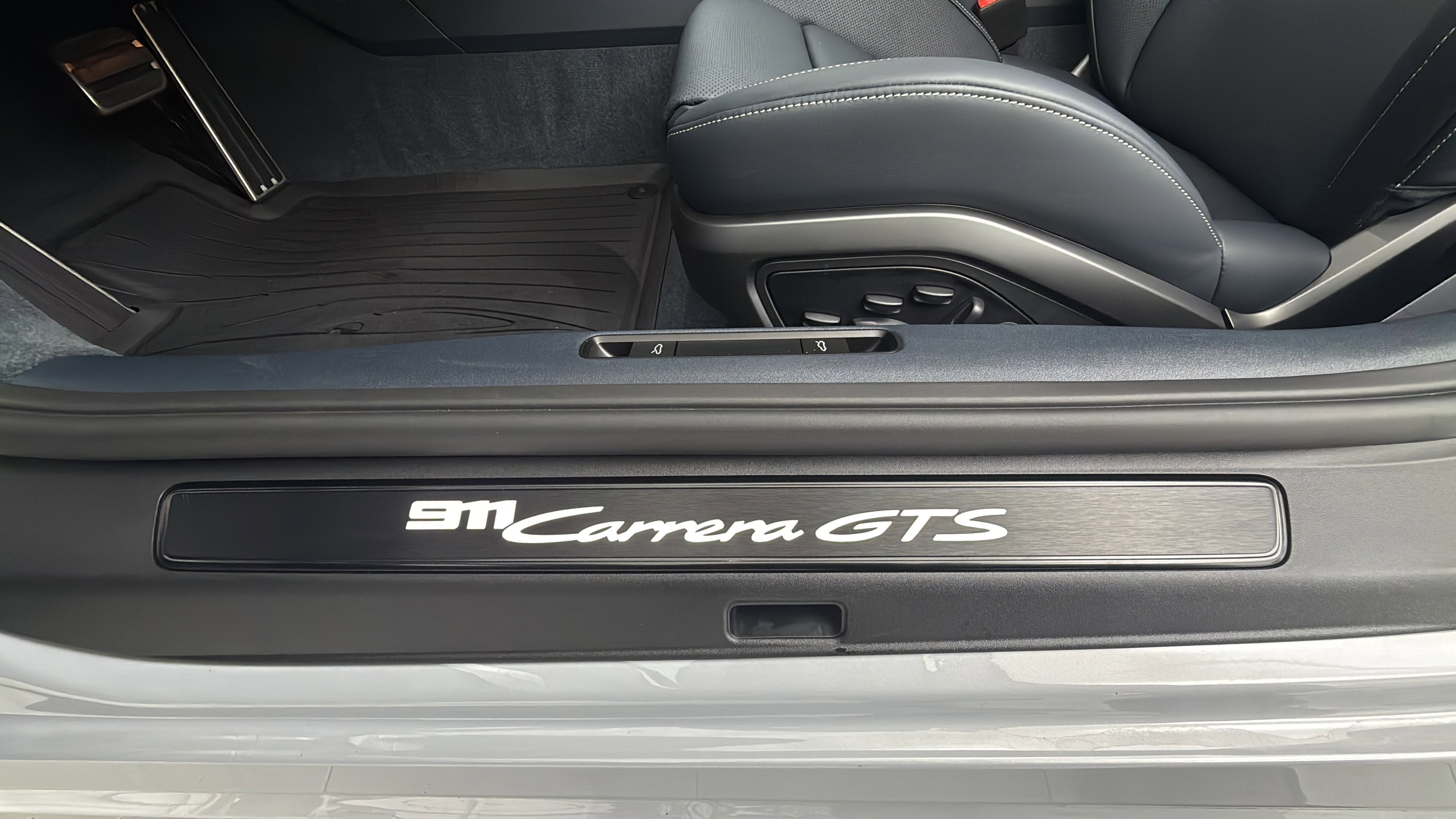 2026 Porsche 911 Carrera GTS Cabriolet