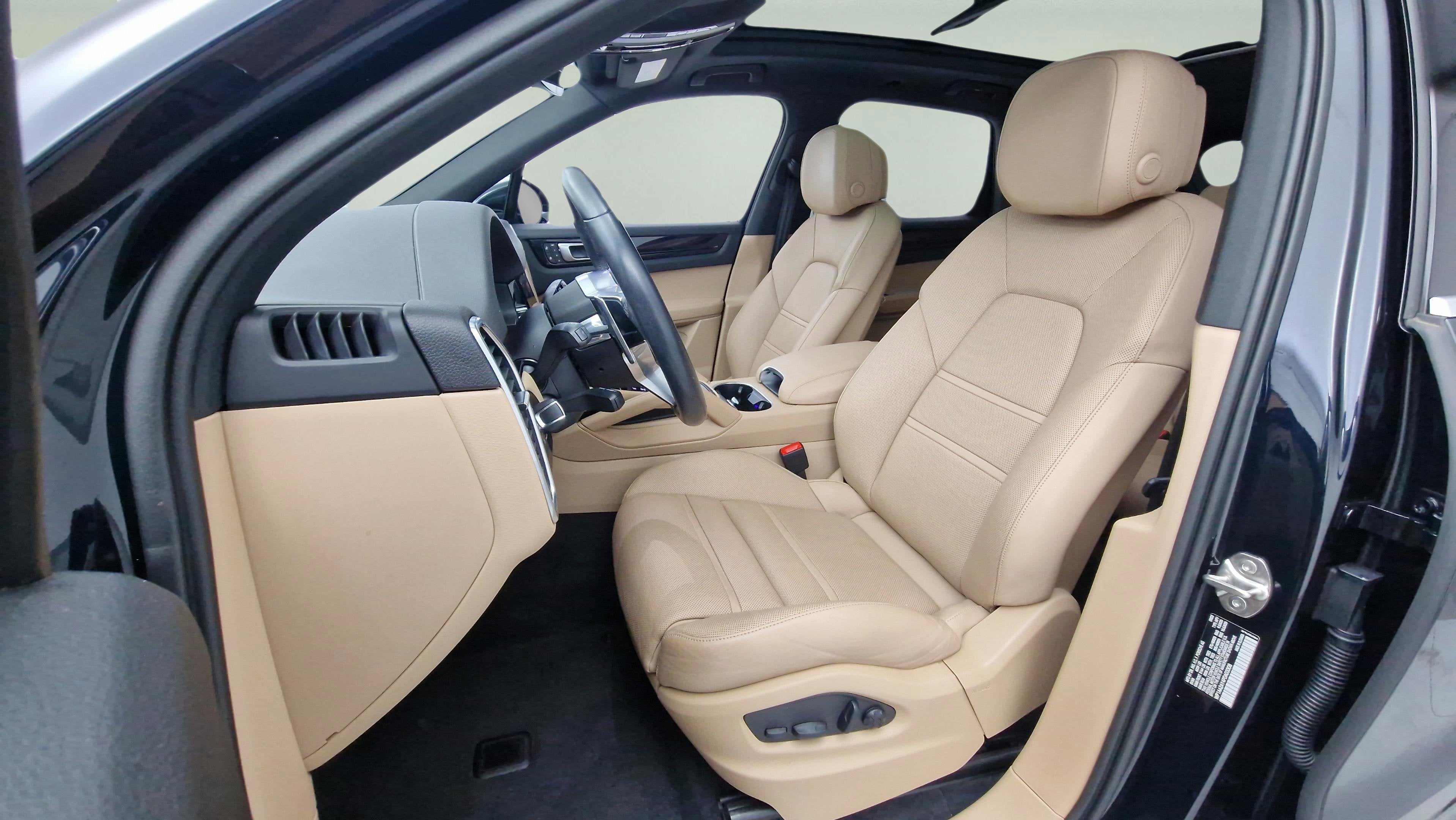 2023 Porsche Cayenne AWD