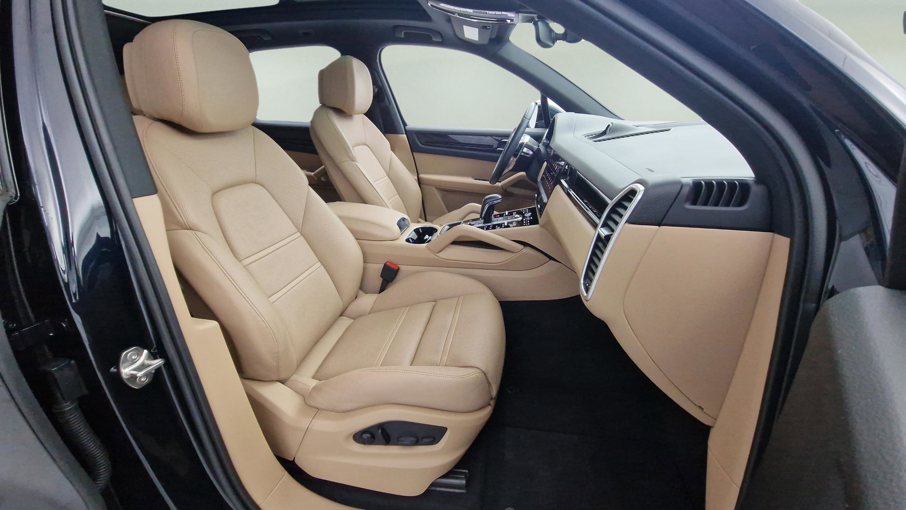 2023 Porsche Cayenne AWD