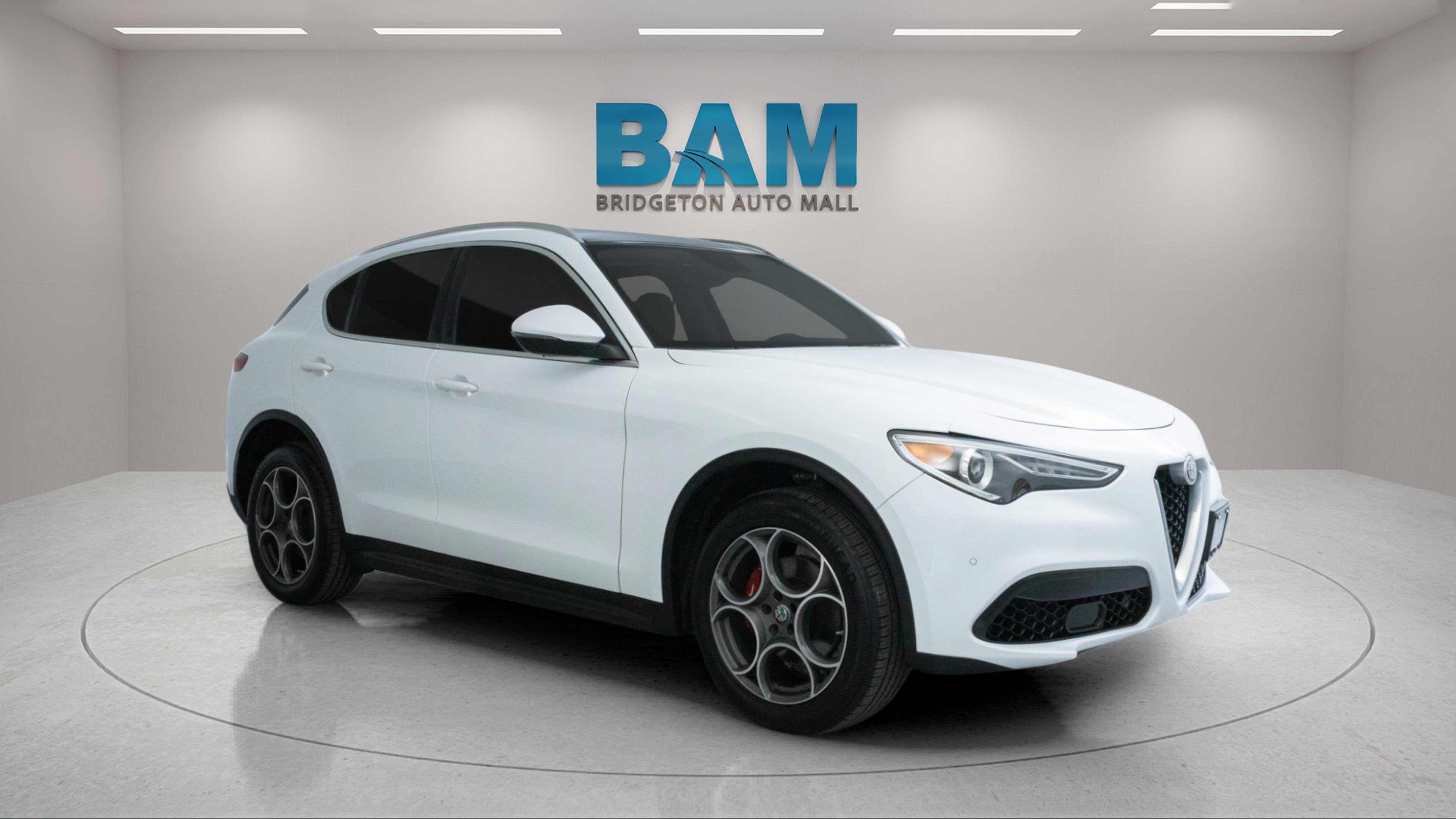 2019 Alfa Romeo Stelvio Ti AWD's photo