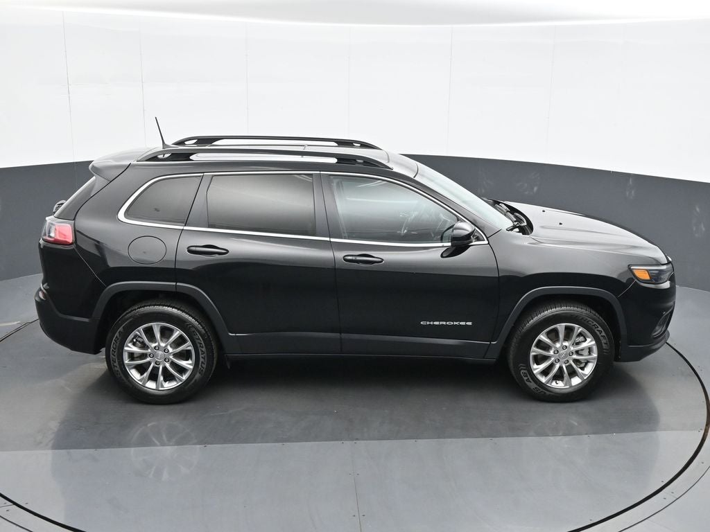 2022 Jeep Cherokee Latitude Lux