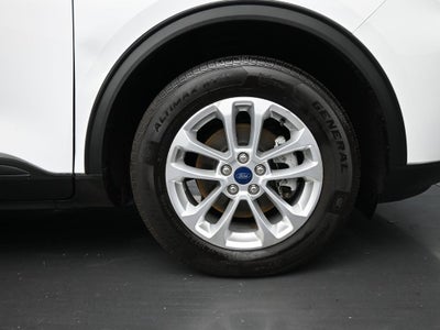 2022 Ford Escape Hybrid SE