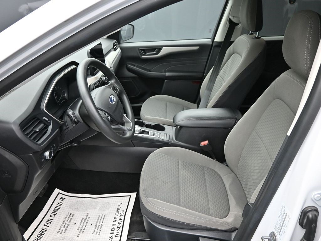 2022 Ford Escape Hybrid SE