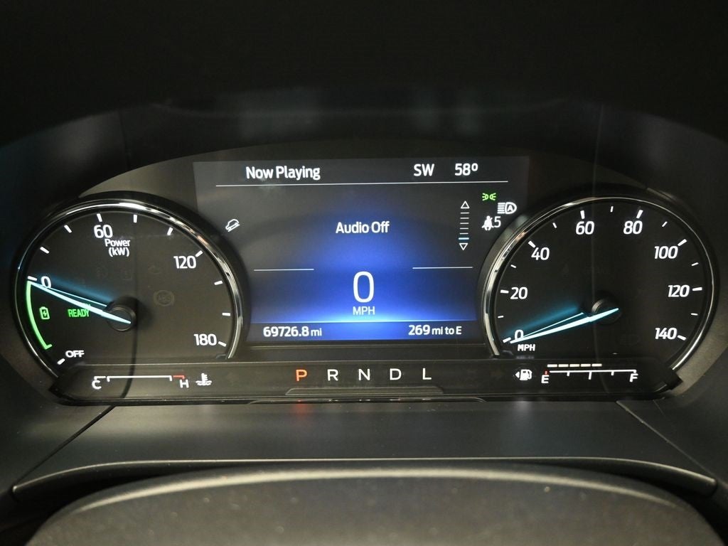 2022 Ford Escape Hybrid SE