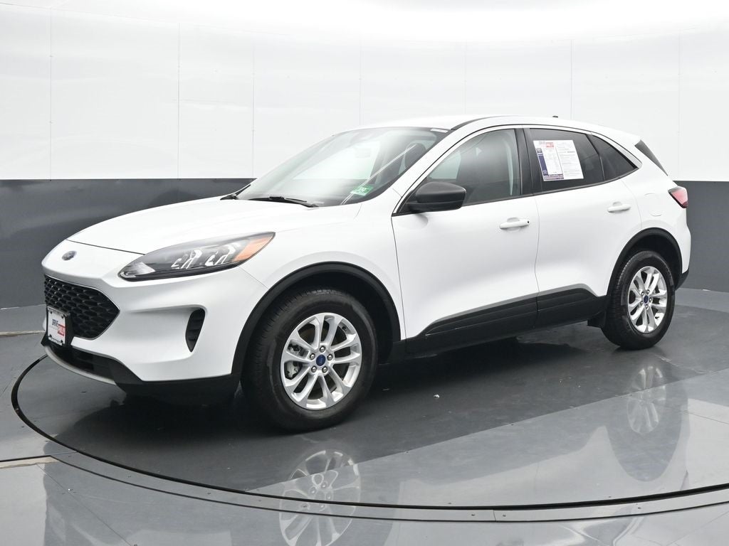 2022 Ford Escape Hybrid SE