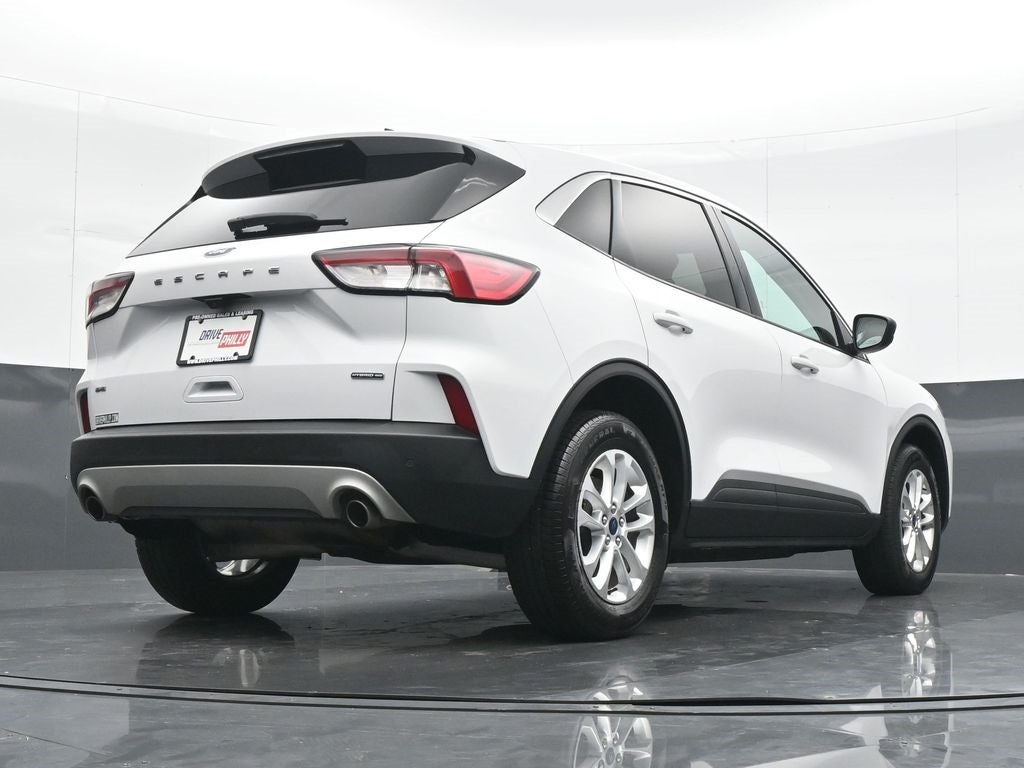 2022 Ford Escape Hybrid SE