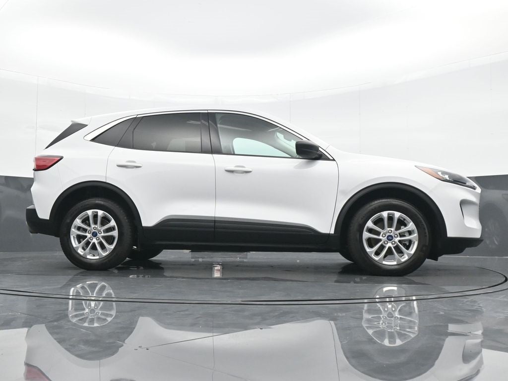 2022 Ford Escape Hybrid SE