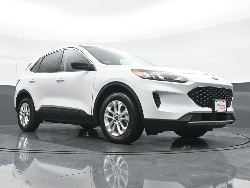 2022 Ford Escape Hybrid SE