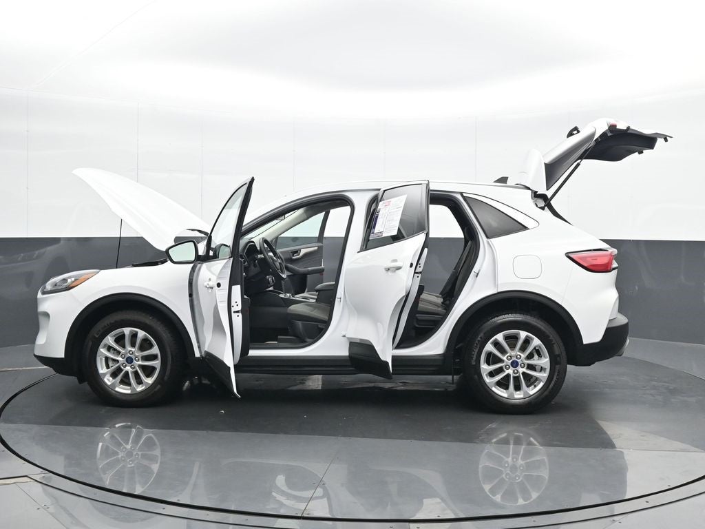 2022 Ford Escape Hybrid SE