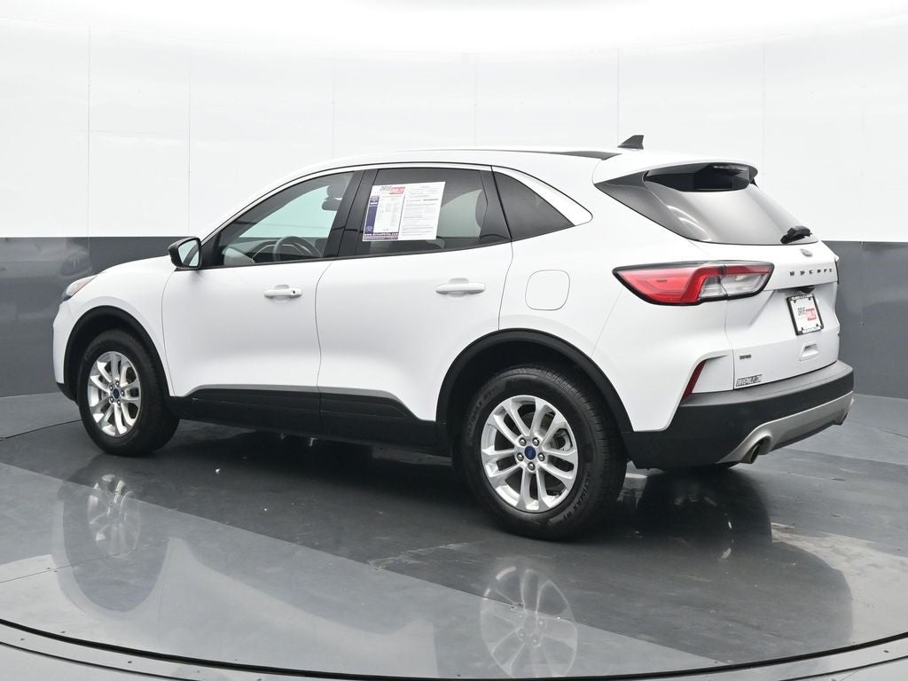 2022 Ford Escape Hybrid SE