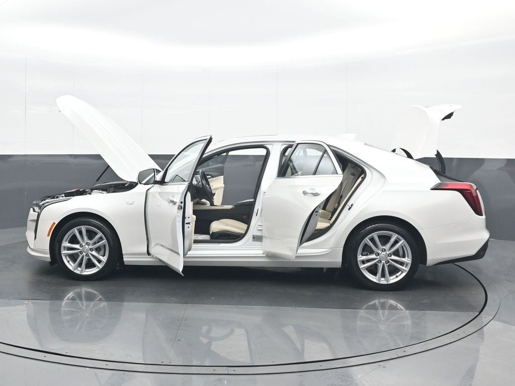 2024 Cadillac CT4 Luxury