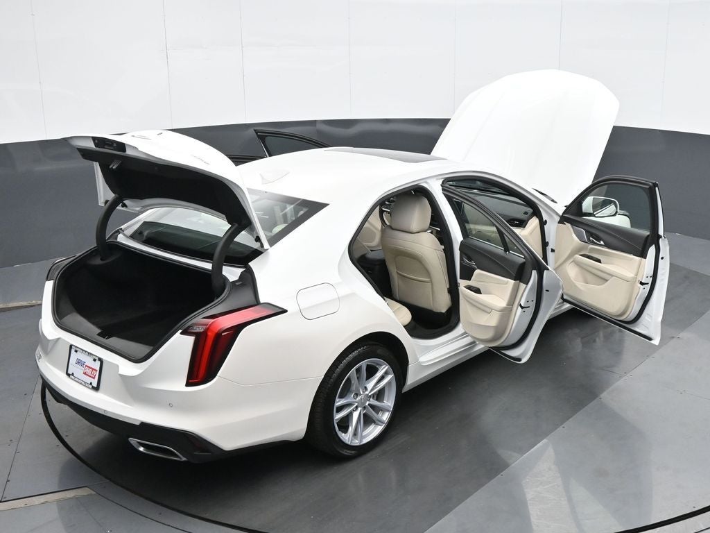2024 Cadillac CT4 Luxury