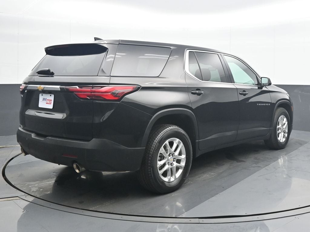 2023 Chevrolet Traverse LS