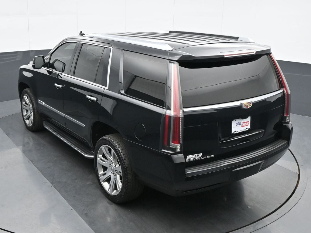 2019 Cadillac Escalade Luxury