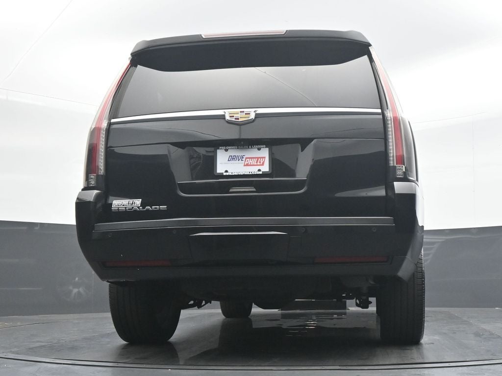 2019 Cadillac Escalade Luxury