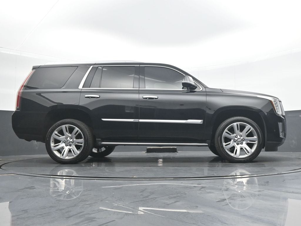 2019 Cadillac Escalade Luxury
