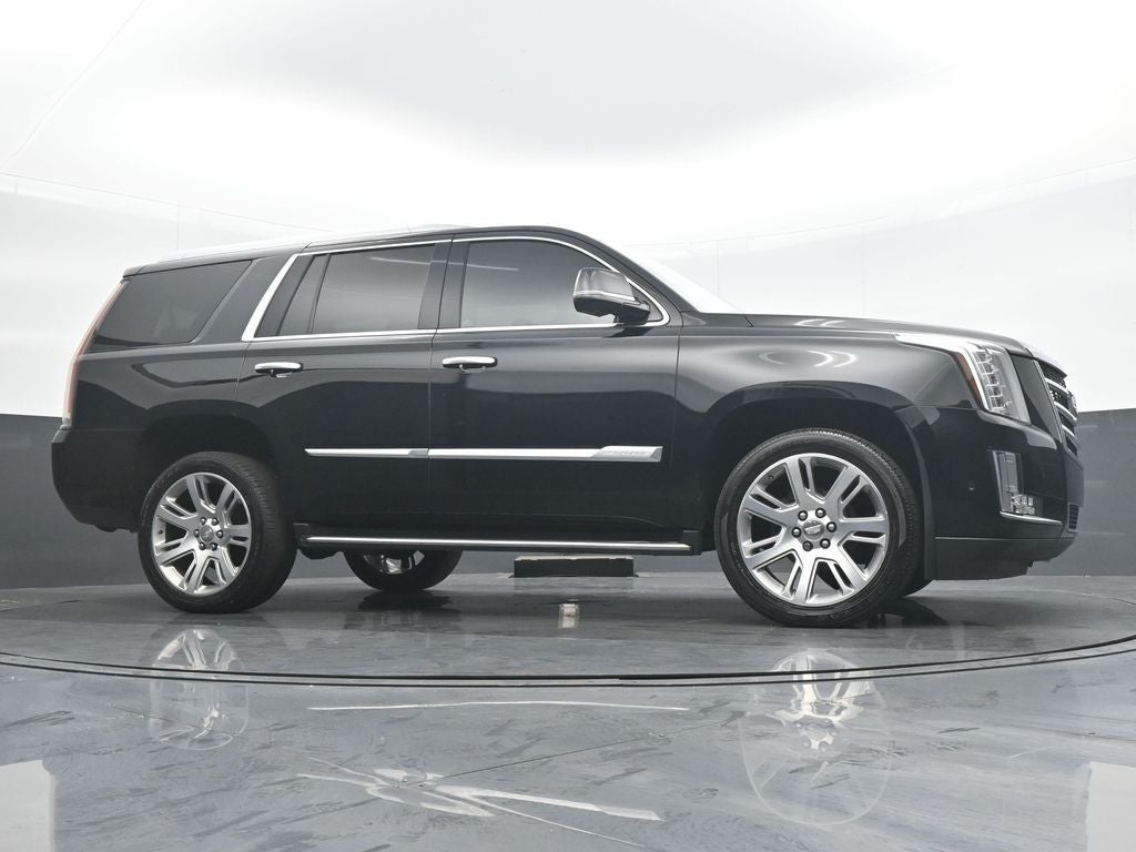2019 Cadillac Escalade Luxury
