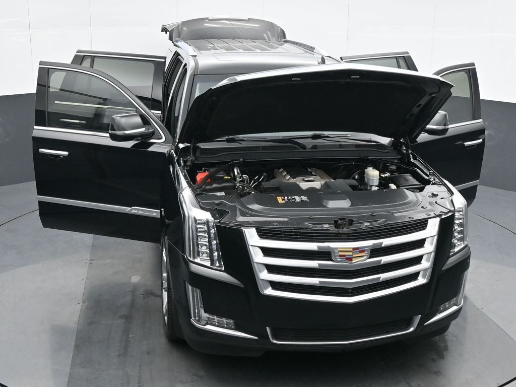 2019 Cadillac Escalade Luxury
