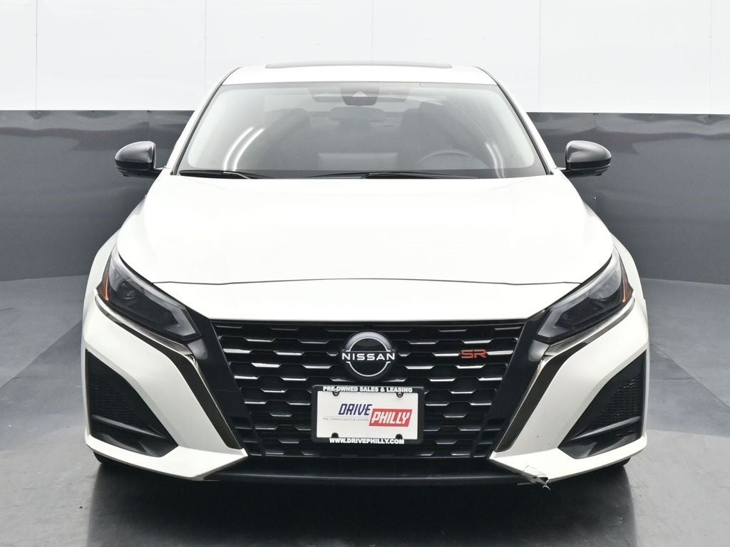 2023 Nissan Altima 2.0 VC-T SR's photo