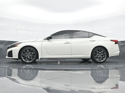 2023 Nissan Altima 2.0 SR