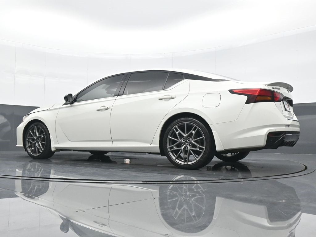 2023 Nissan Altima 2.0 SR