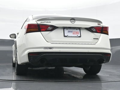 2023 Nissan Altima 2.0 SR
