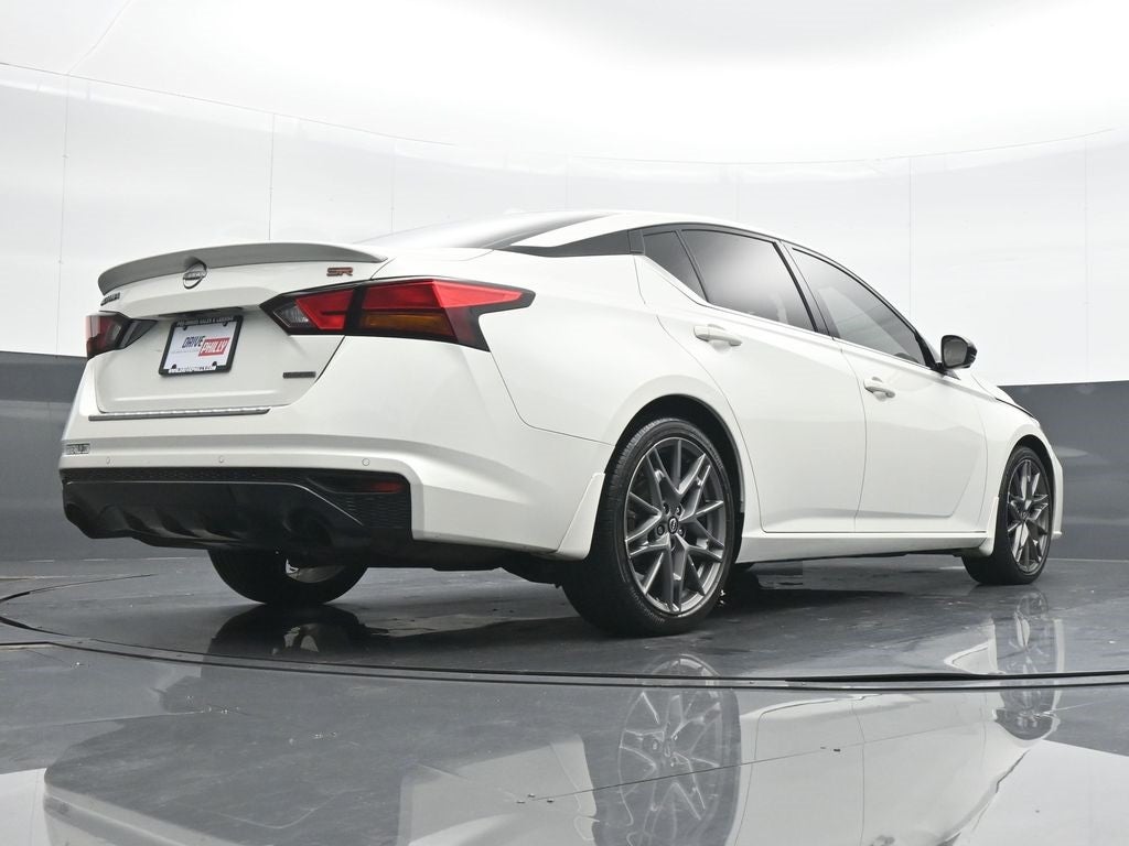 2023 Nissan Altima 2.0 SR