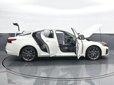 2023 Nissan Altima 2.0 SR