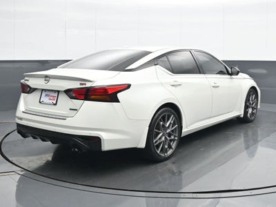 2023 Nissan Altima 2.0 SR