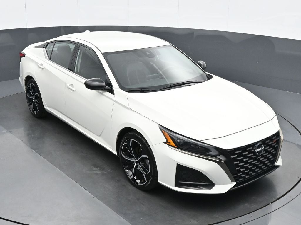 2025 Nissan Altima 2.5 SR