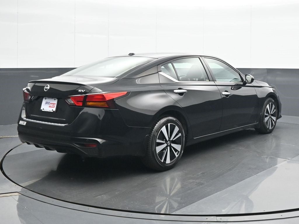 2022 Nissan Altima 2.5 SV