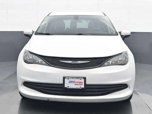 2020 Chrysler Voyager L