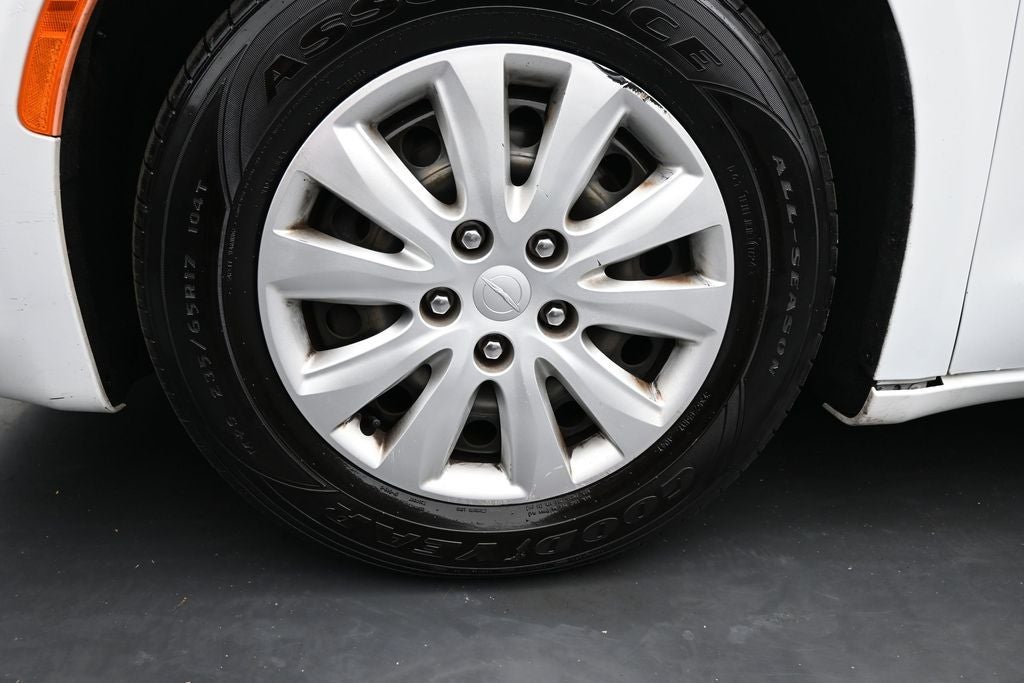 2020 Chrysler Voyager L