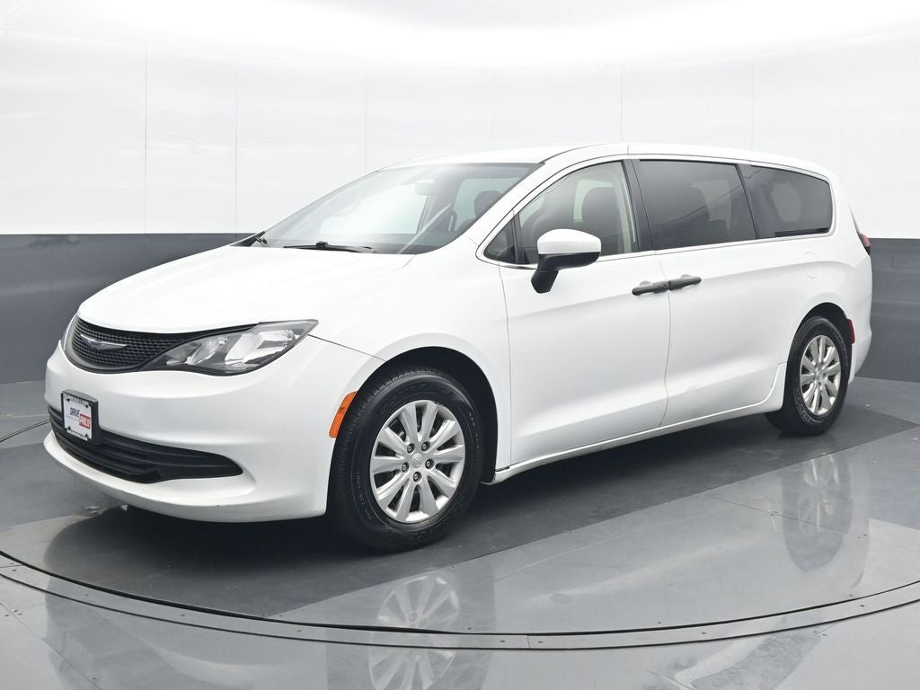 2020 Chrysler Voyager L