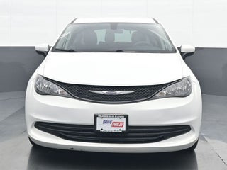 2020 Chrysler Voyager L