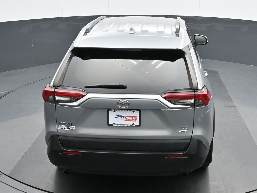 2020 Toyota RAV4 LE