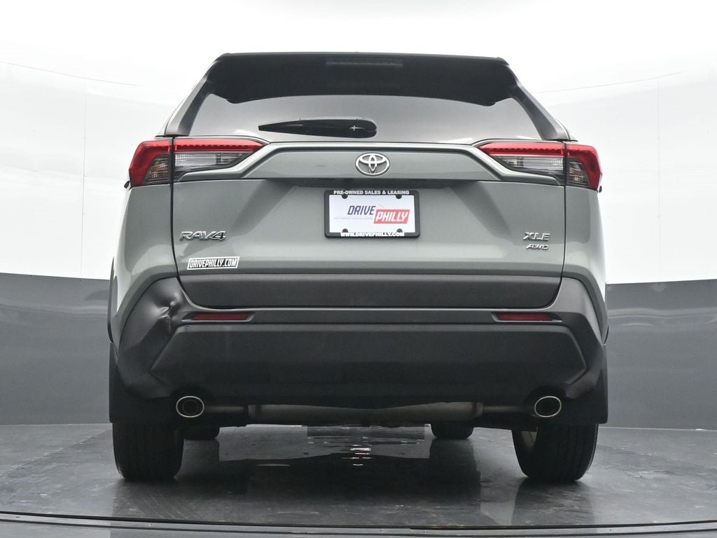 2020 Toyota RAV4 XLE