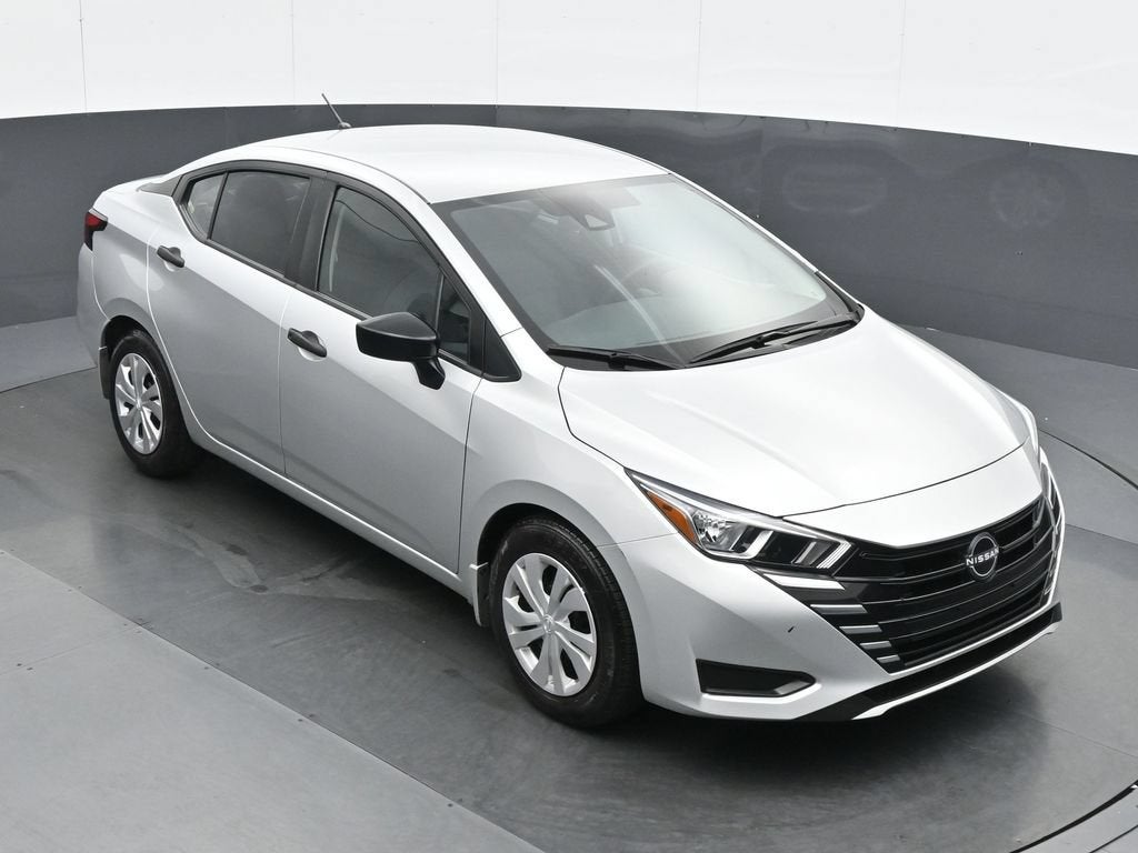 2024 Nissan Versa 1.6 S