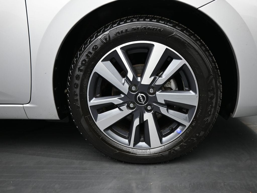 2023 Nissan Versa 1.6 SV