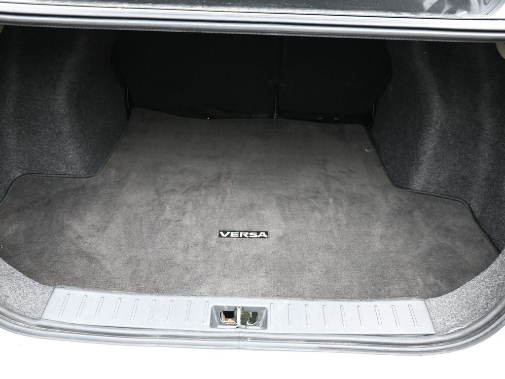 2023 Nissan Versa 1.6 SV