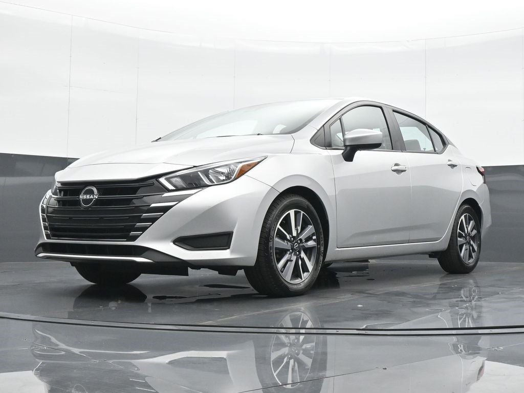 2023 Nissan Versa 1.6 SV