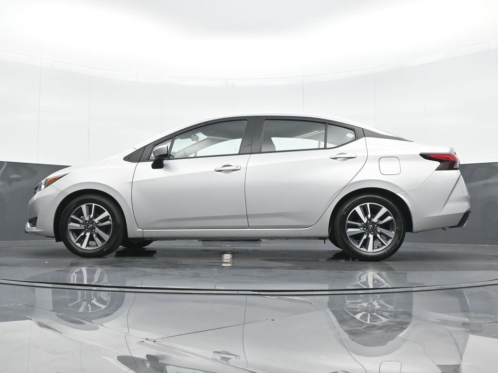 2023 Nissan Versa 1.6 SV