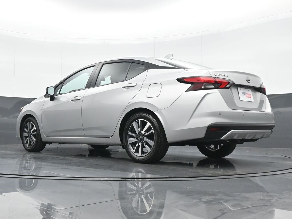 2023 Nissan Versa 1.6 SV