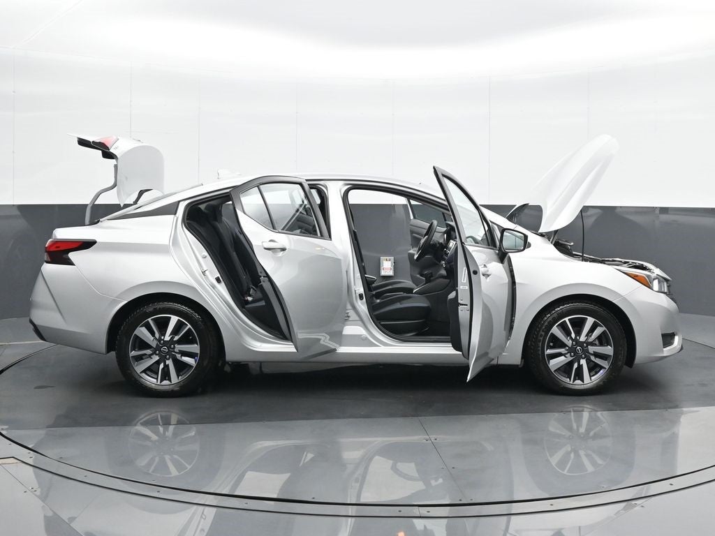 2023 Nissan Versa 1.6 SV