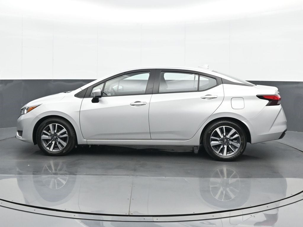 2023 Nissan Versa 1.6 SV